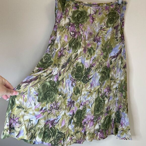 Kate Hill | Petite Size 8| Floral | Flowing| Boho|Peasant|lightweight | Midi - Picture 8 of 10